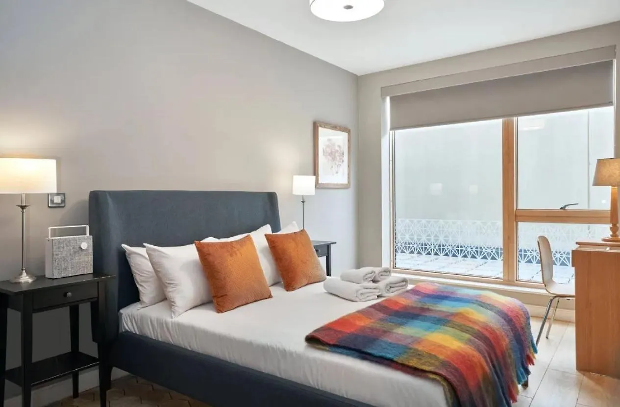 Holiday home Large Stylish Bright & Luxurious 2 Bed Apartment Dublin