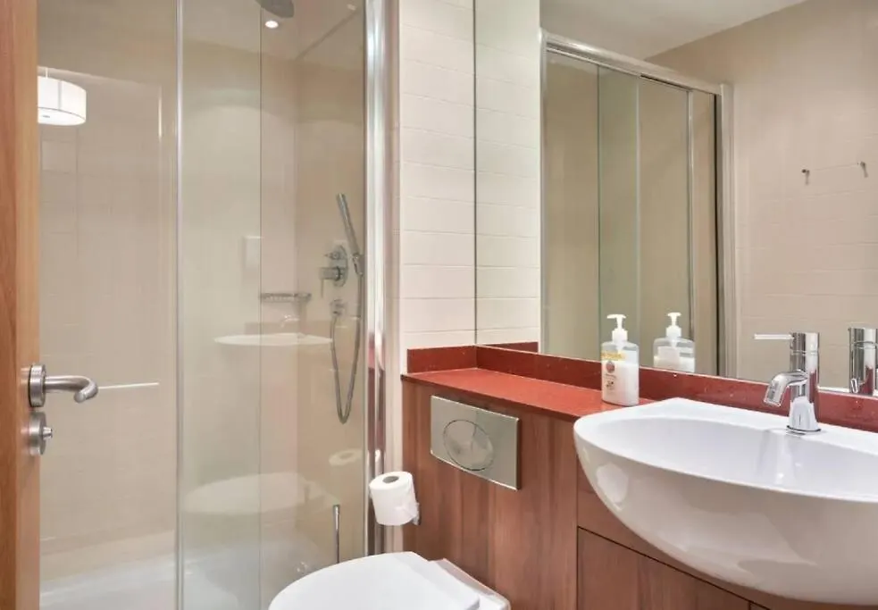 Large Stylish Bright & Luxurious 2 Bed Apartment Dublin Ireland