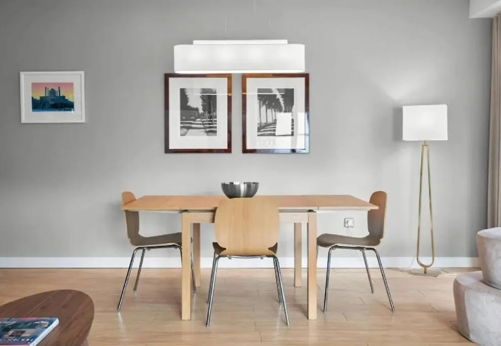 Holiday home Large Stylish Bright & Luxurious 2 Bed Apartment Dublin Ireland